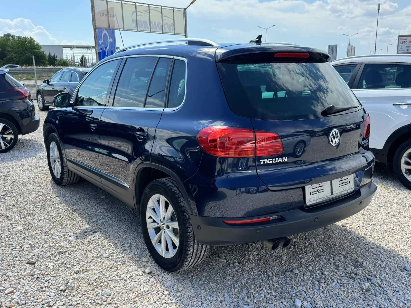 VW Tiguan 2.0TDI 4MOTION, снимка 6 - Автомобили и джипове - 54834594
