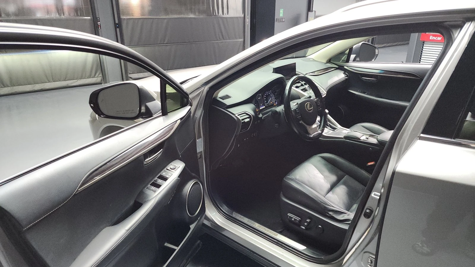 Lexus NX ЛЮК* ПОДГРЕВ ВОЛАН* BLIND SPOT* КРАЙНА ЦЕНА, снимка 10 - Автомобили и джипове - 55367106