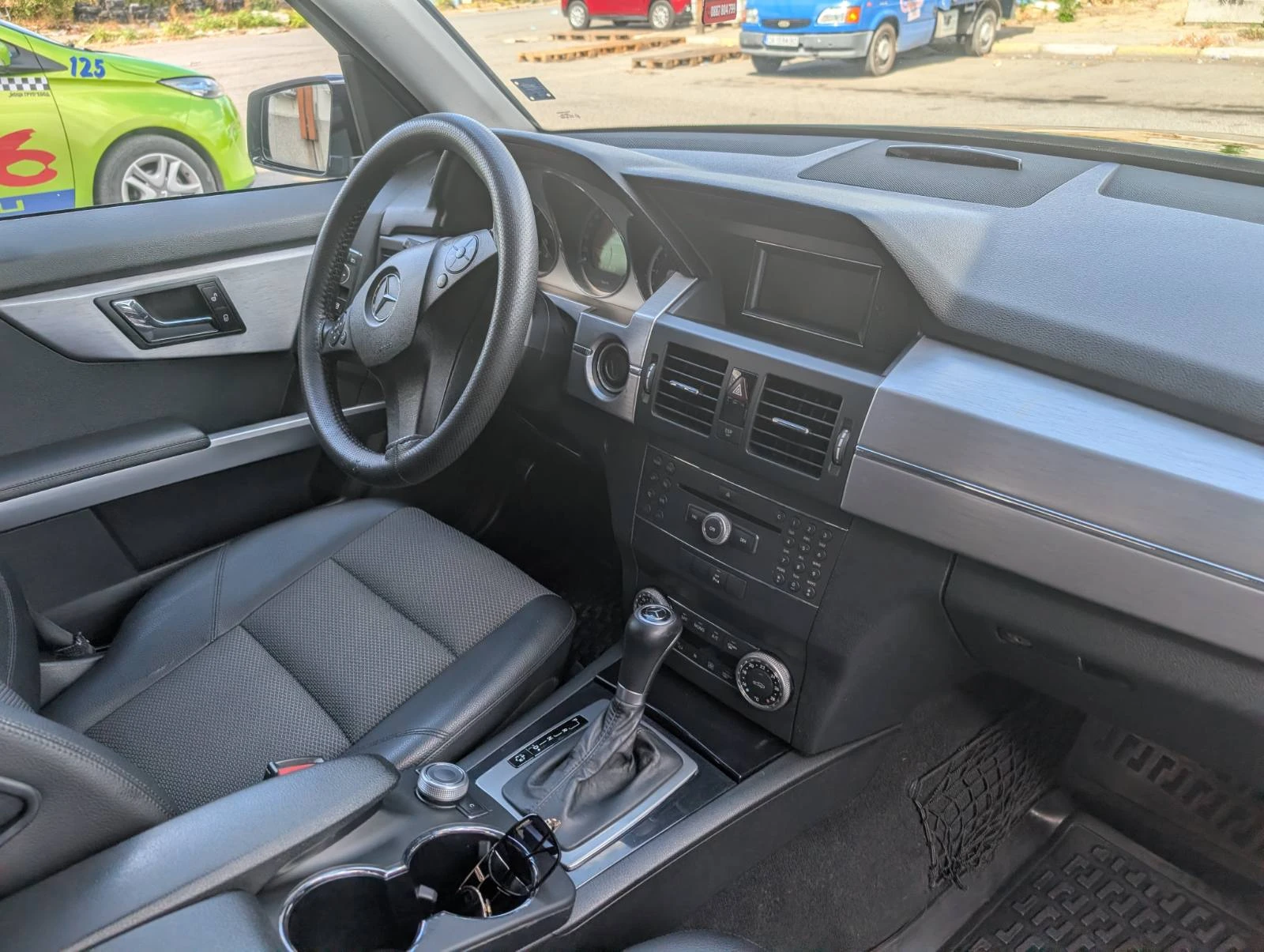 Mercedes-Benz GLK 220, снимка 4 - Автомобили и джипове - 56002976