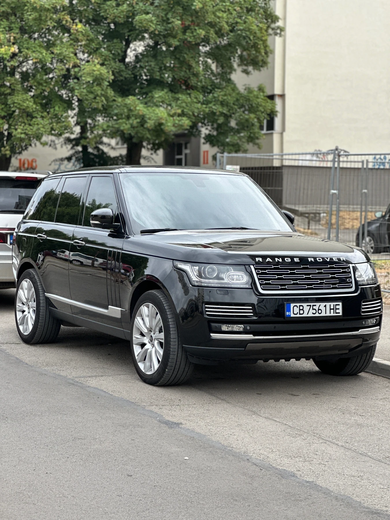 Land Rover Range rover 4.4 TDV8  3xTV AUTOBIOGRAPHY 