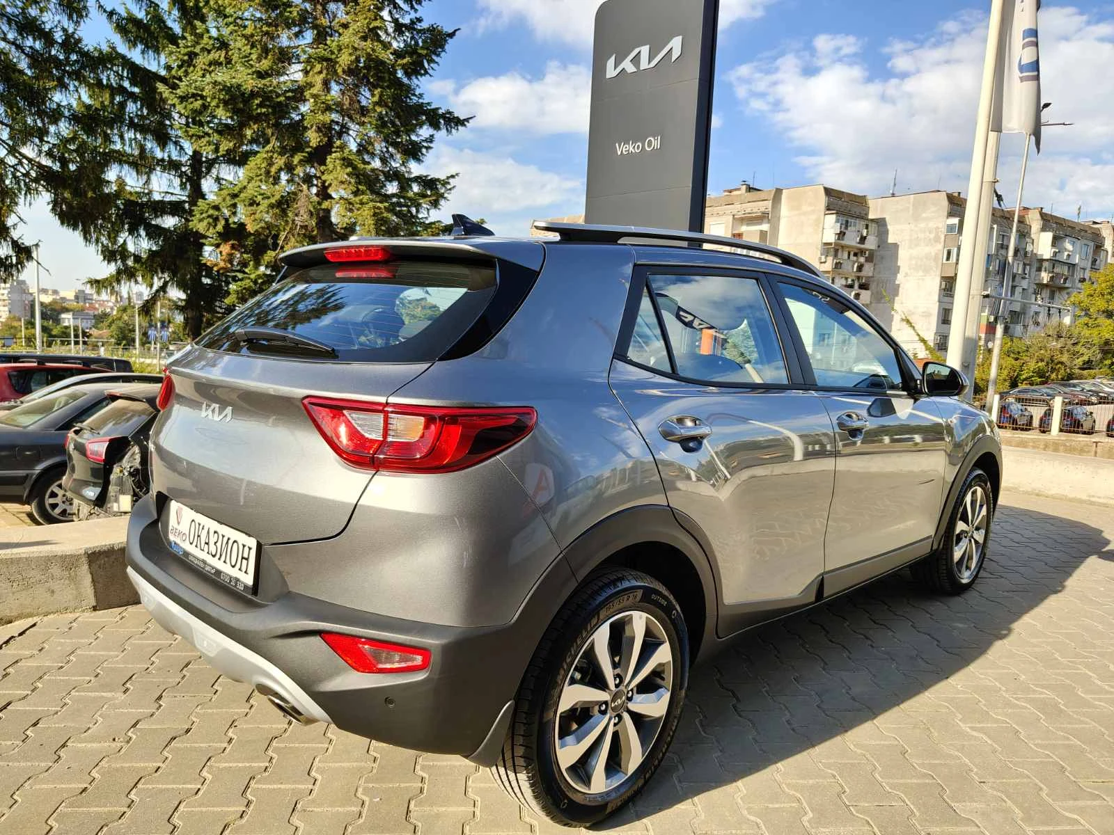 Kia Stonic LX, снимка 5 - Автомобили и джипове - 56388930