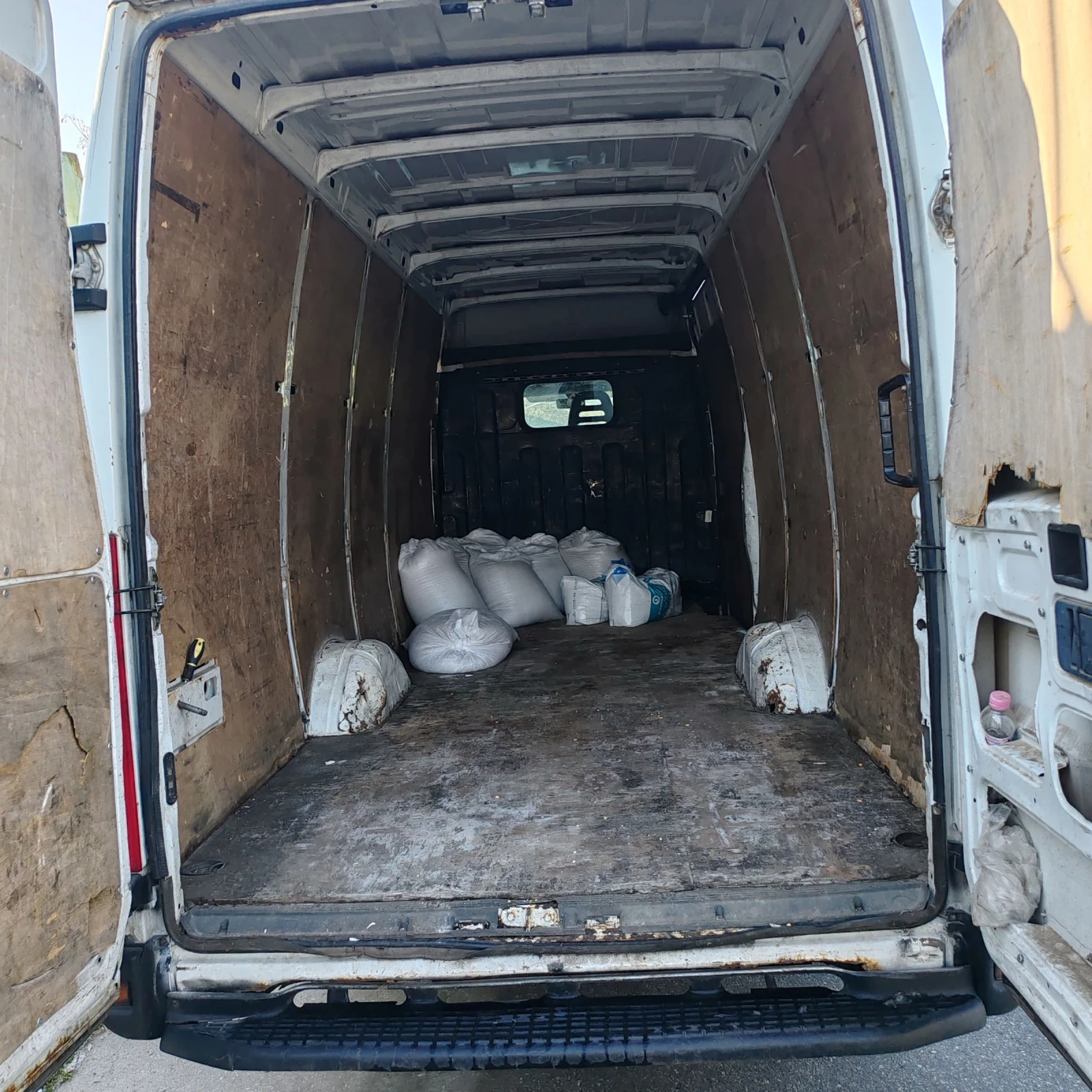 Iveco 35s12  - изображение 4