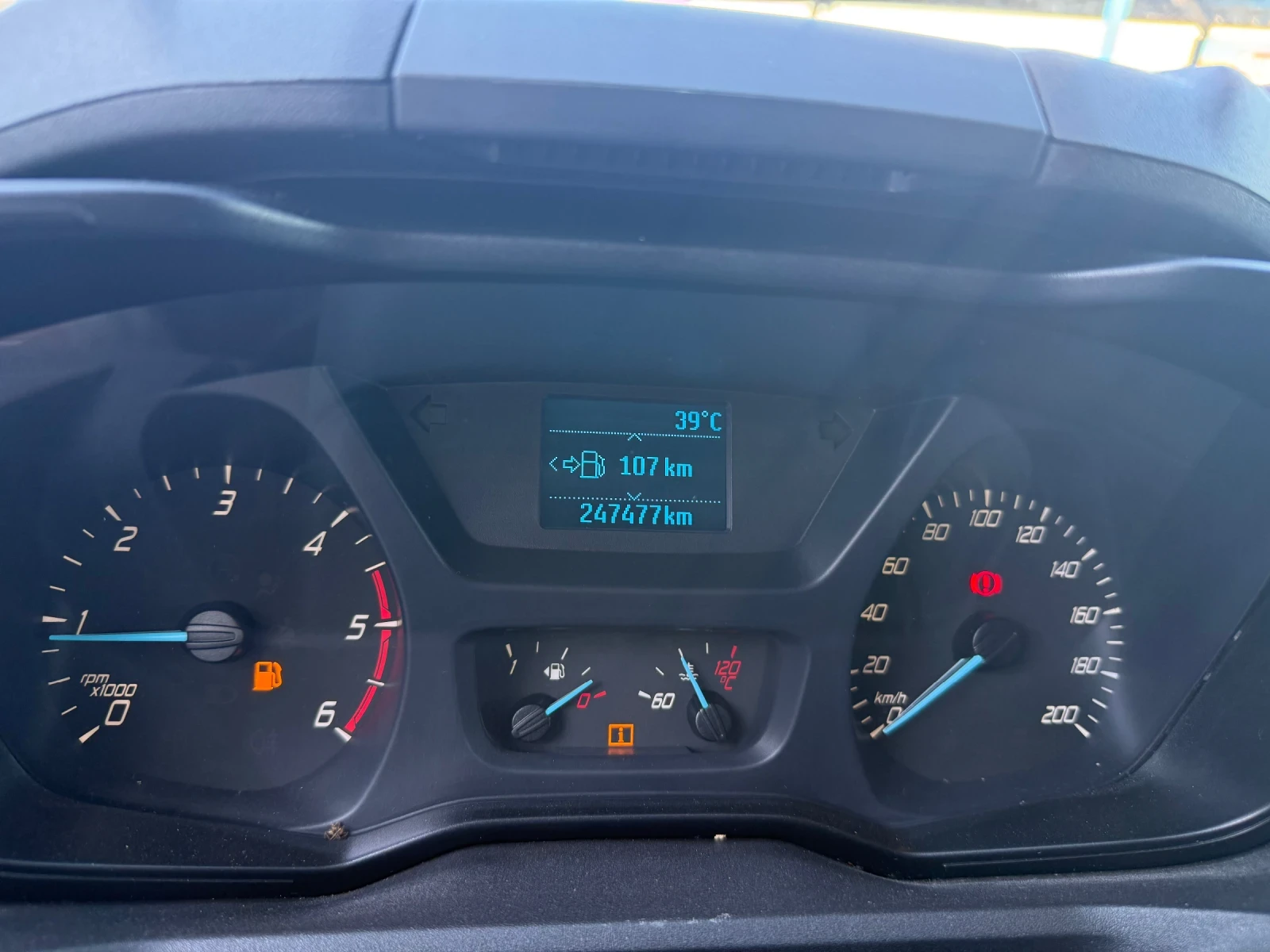 Ford Transit Custom 2.2 | Mobile.bg � ����������� 15