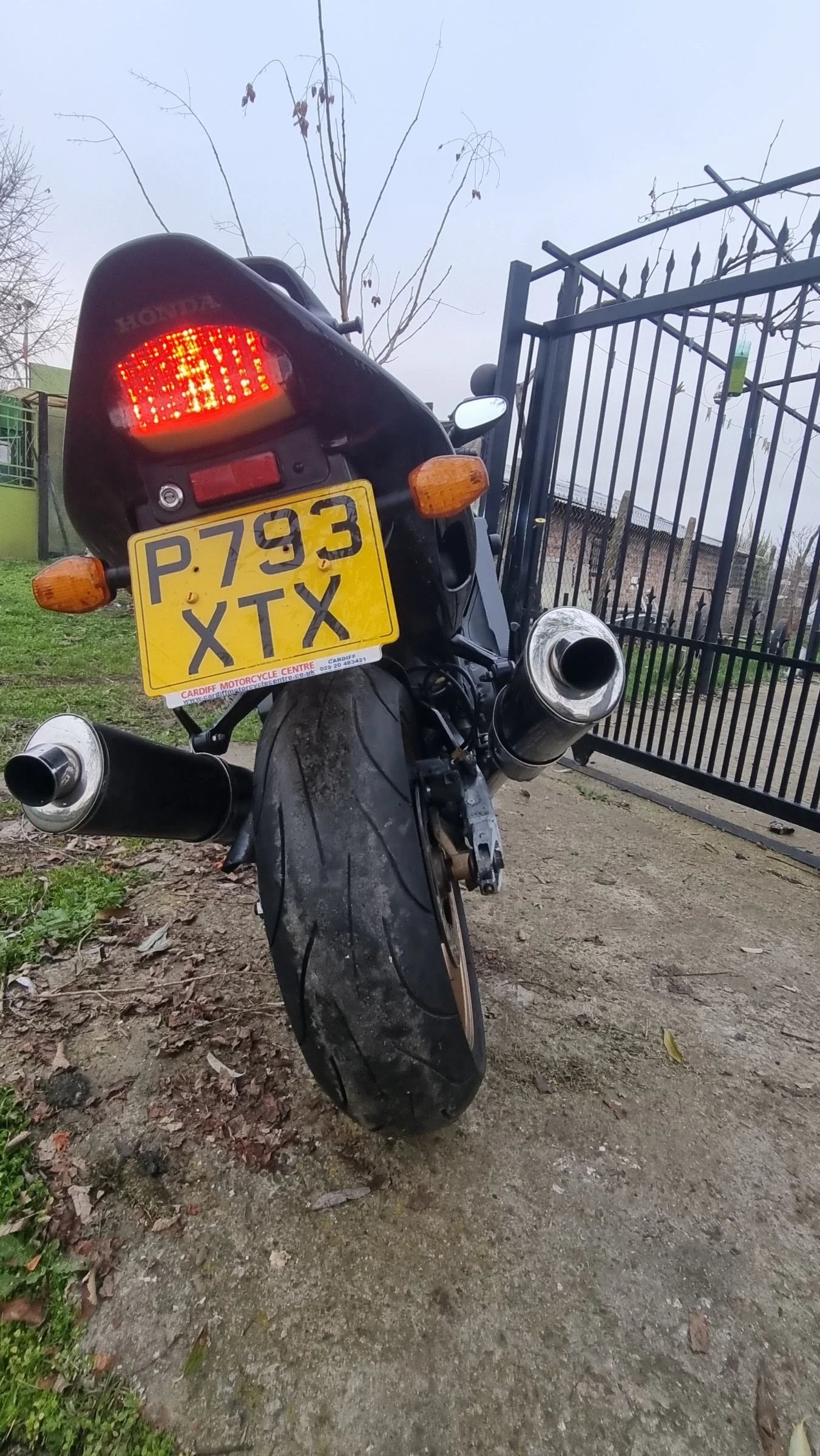 Honda Cbr 1100cc BLACKBIRD ��������� ���� UK, ������ | Mobile.bg � ����������� 4