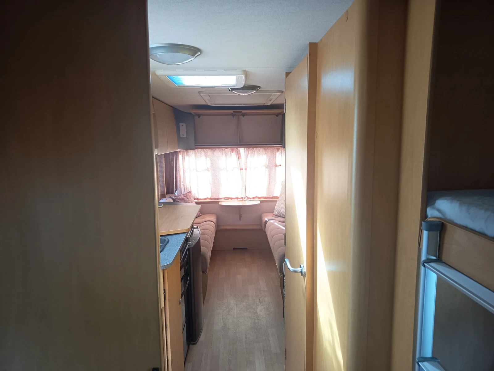 Каравана Bailey Ranger , снимка 9 - Каравани и кемпери - 53816871