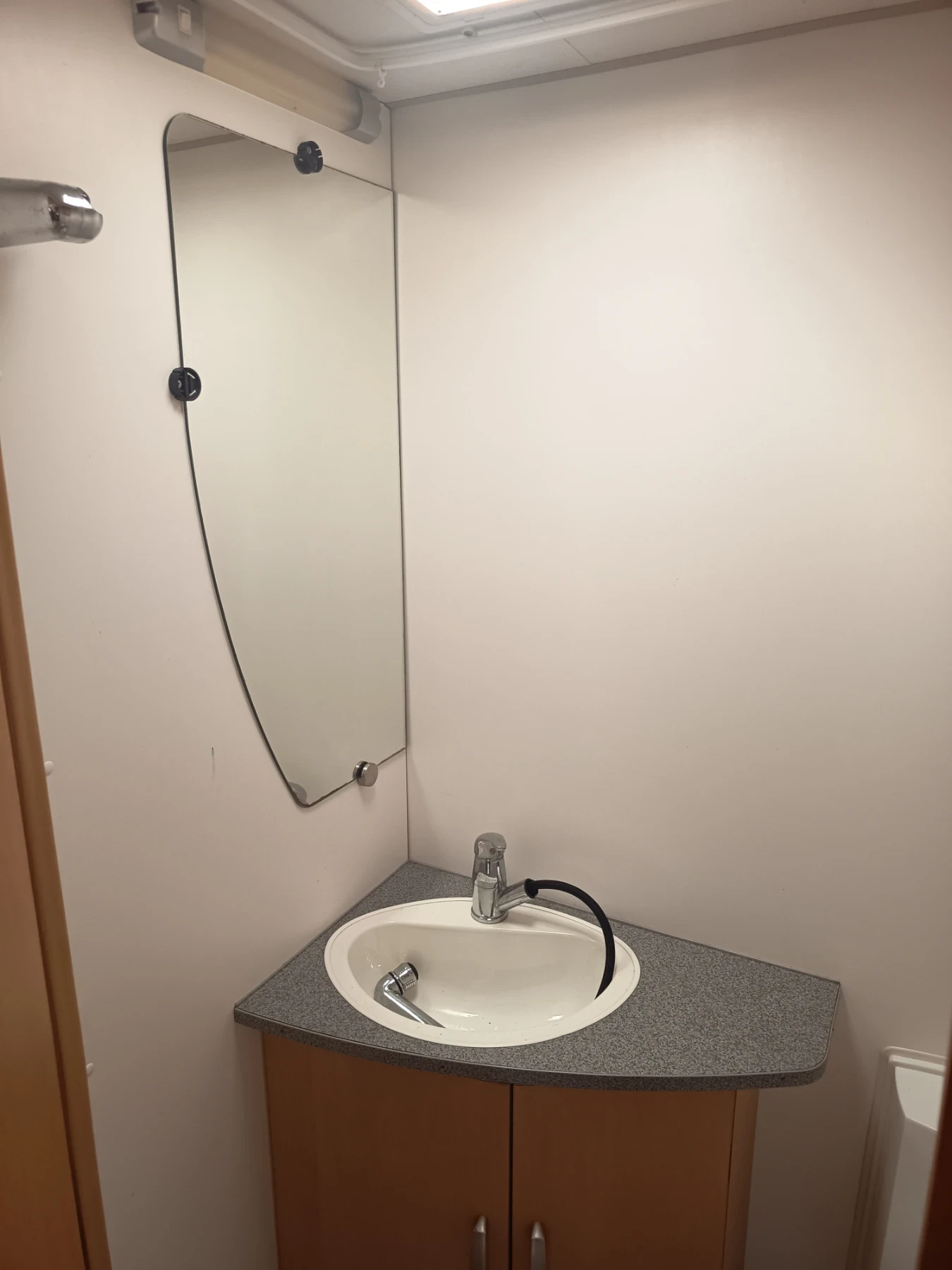 Каравана Bailey Ranger , снимка 13 - Каравани и кемпери - 53816871