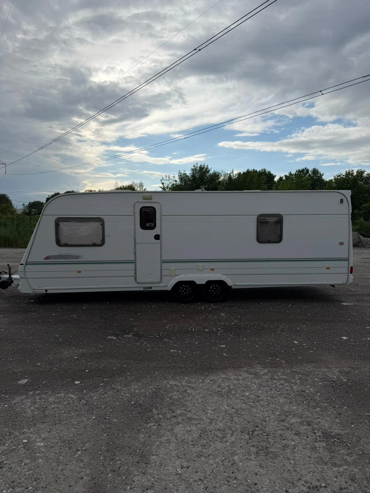 Каравана Други Lunar Lenox EW, снимка 4 - Каравани и кемпери - 54693788