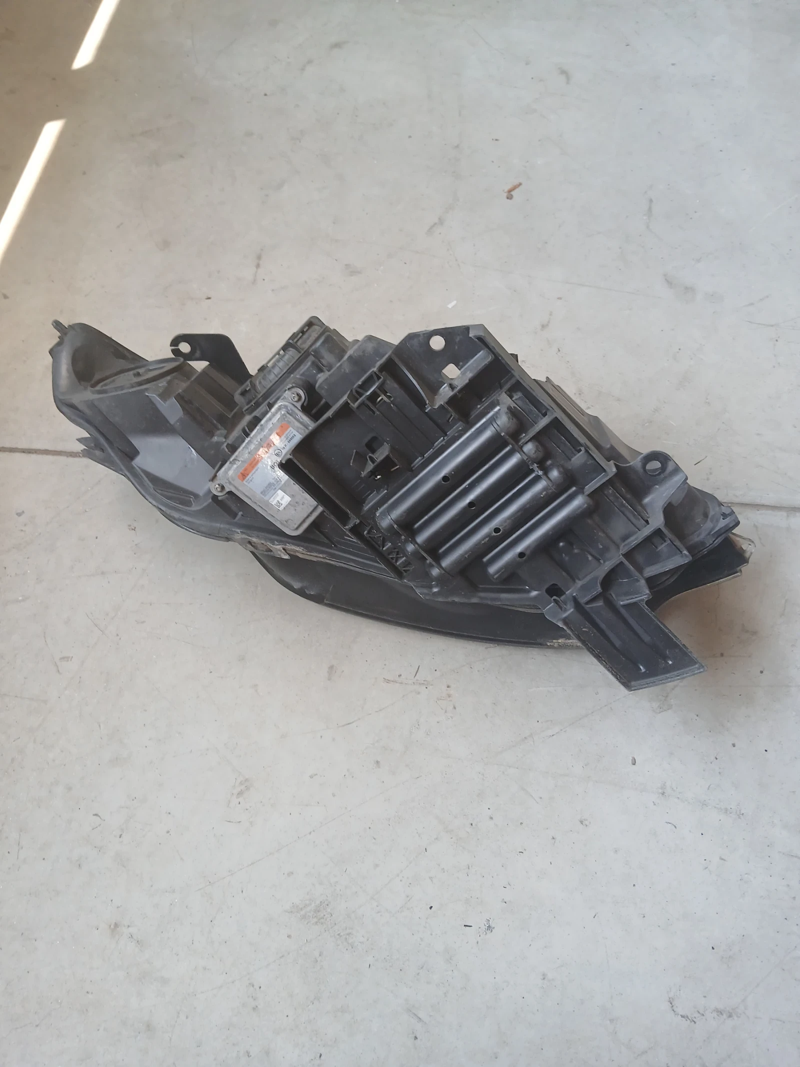 FK72 13W030 Фар ляв Renge Rover Discoveri sport 2015г  FK72 13W030, снимка 4 - Части - 54679489
