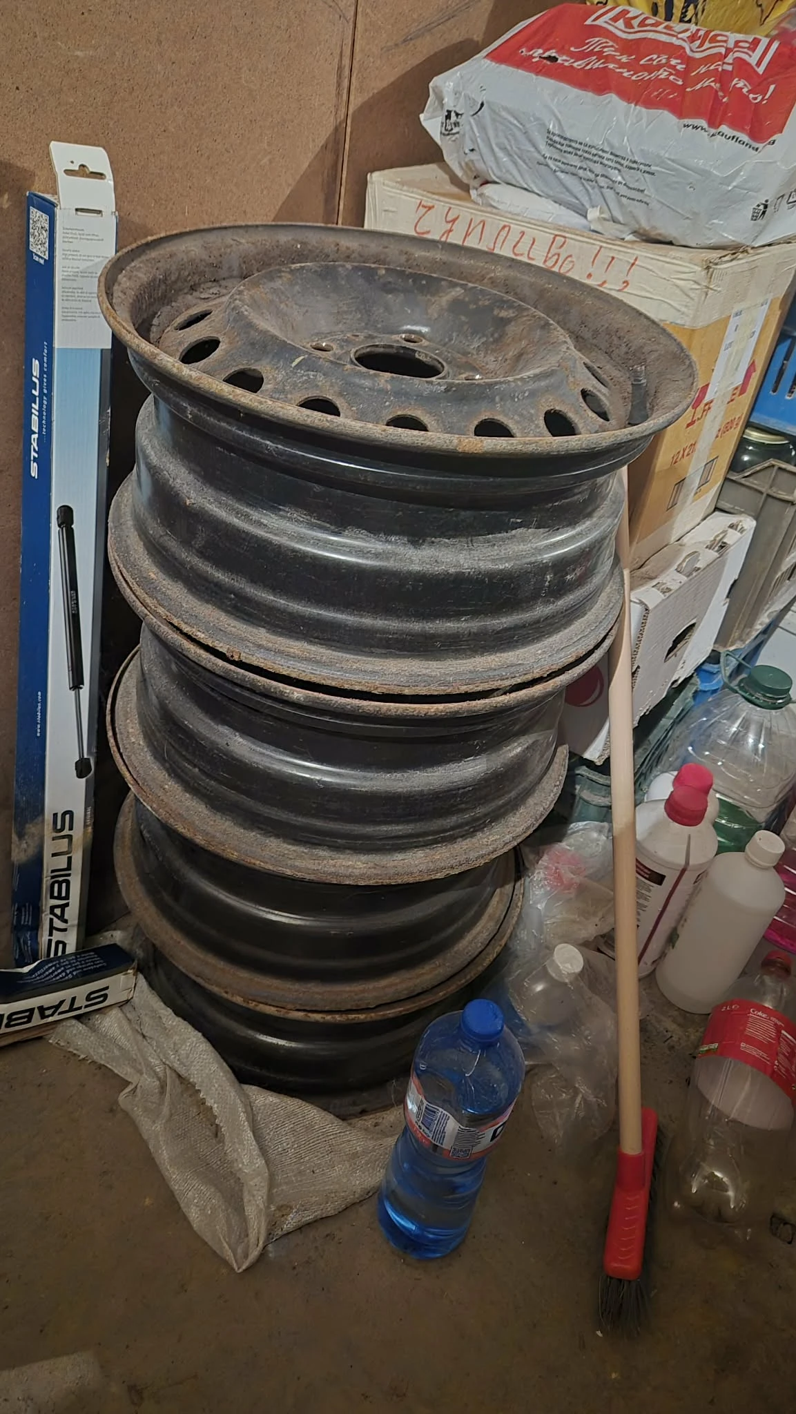 Джанти за Nissan Almera, снимка 2 - Гуми и джанти - 53875970