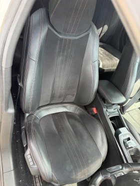 Peugeot 308 GT line Led 1.2t, снимка 9