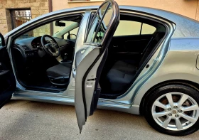 Toyota Avensis 2.0d4d-LINEA SOUL-верига-6скорости-japan, снимка 13
