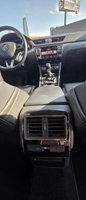 Skoda Superb Combi, снимка 12