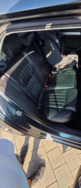Skoda Superb Combi, снимка 11