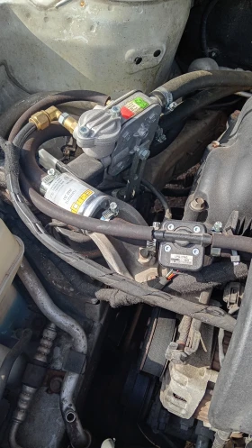 Hyundai I30 1.4 CW  16v 105 к.с.ГАЗ, снимка 16