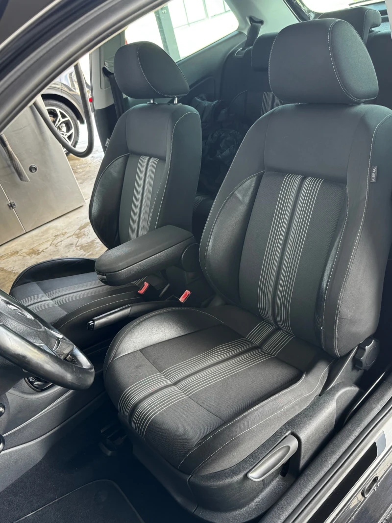 VW Polo 1.2 TSi 4 цилиндъра, снимка 14 - Автомобили и джипове - 52227166