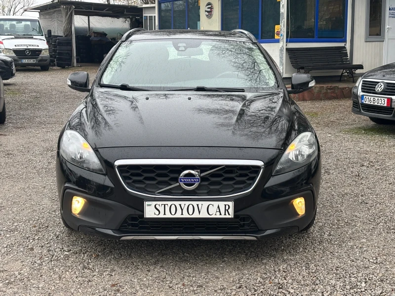 Volvo V40 Cross Country 1.6 D2, снимка 2 - Автомобили и джипове - 52563410