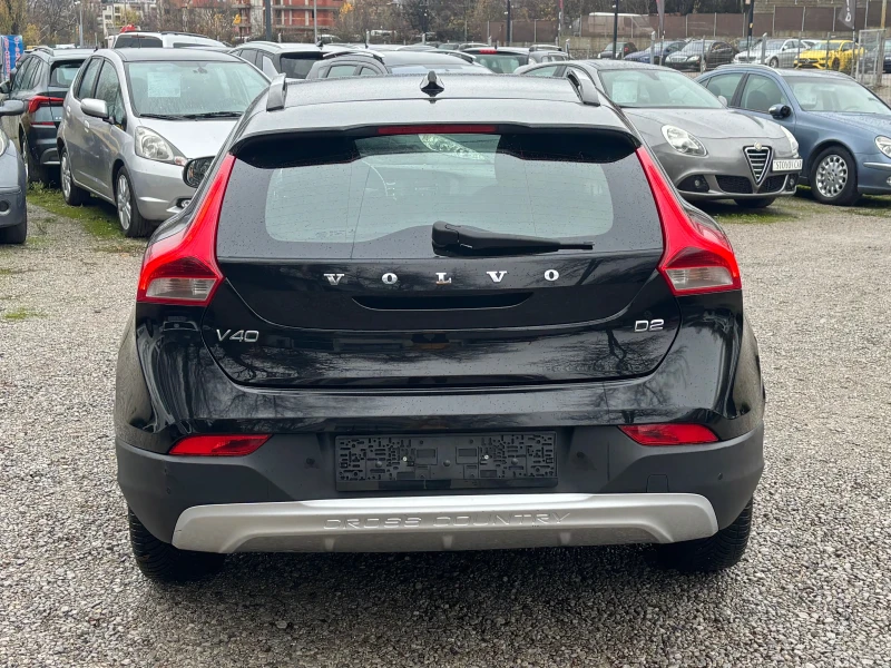Volvo V40 Cross Country 1.6 D2, снимка 5 - Автомобили и джипове - 52563410
