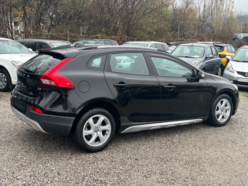 Volvo V40 Cross Country 1.6 D2, снимка 6 - Автомобили и джипове - 52563410