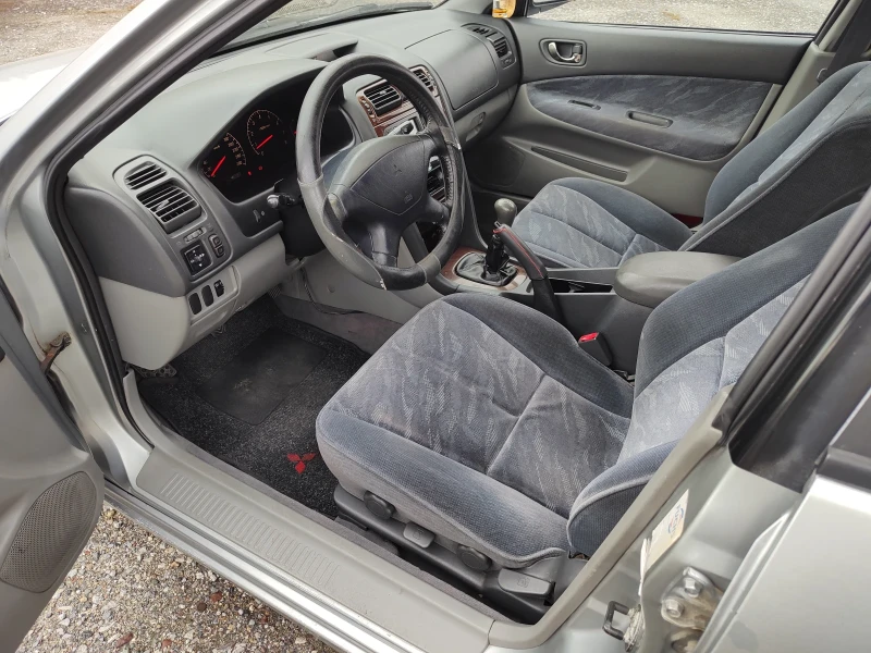 Mitsubishi Galant 2.5 V6 24V , снимка 9 - Автомобили и джипове - 53073692