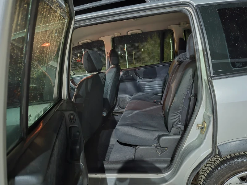 Opel Zafira 2.0 DTI , снимка 12 - Автомобили и джипове - 53077921
