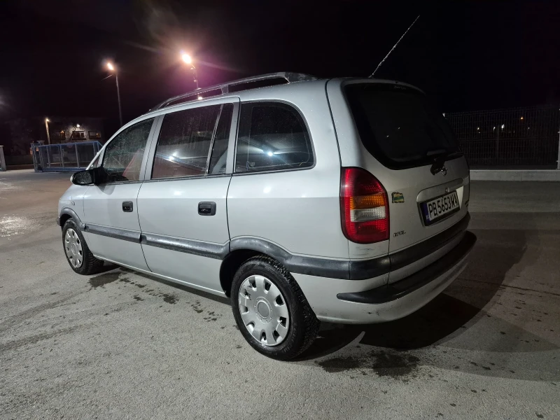 Opel Zafira 2.0 DTI , снимка 4 - Автомобили и джипове - 53077921