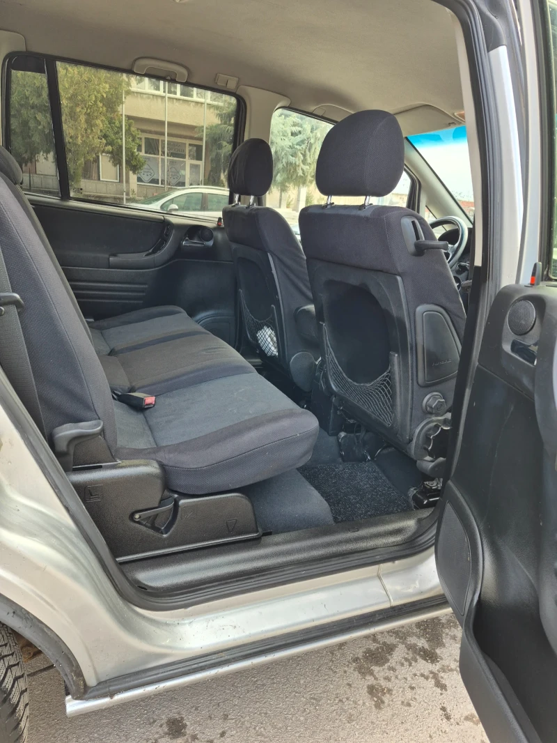 Opel Zafira 2.0 DTI/Клима, снимка 9 - Автомобили и джипове - 53157994