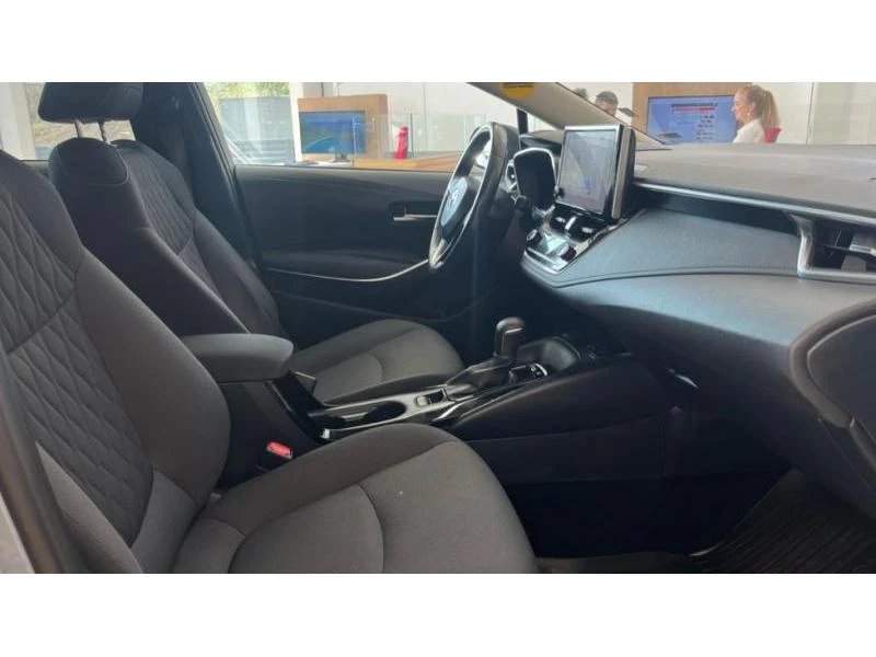Toyota Corolla Sedan 1.8 Executiv PLUS - изображение 9