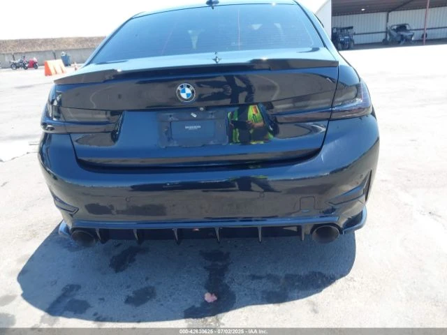 BMW 330 I M PACK* ПАНО* KEYLESS* 360 - изображение 6