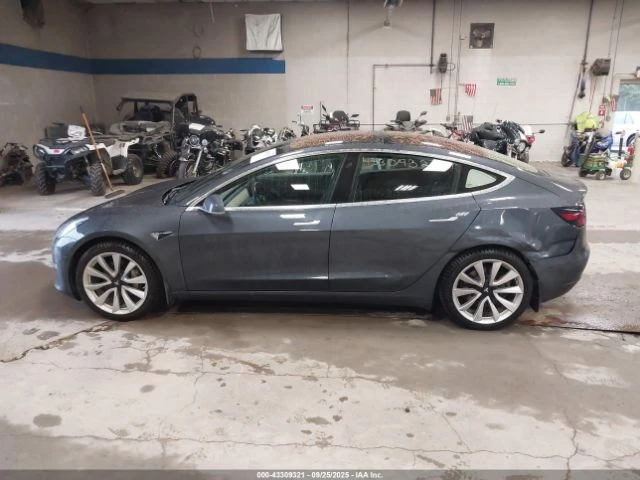 Tesla Model 3 3 LONG RANGE/MID RANGE | Mobile.bg   11