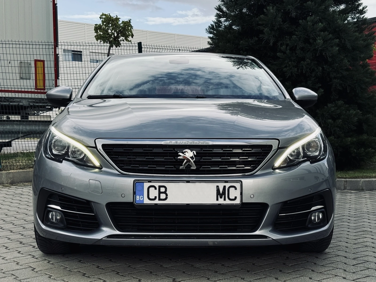 Peugeot 308 1.5 HDi 130 кс - изображение 2