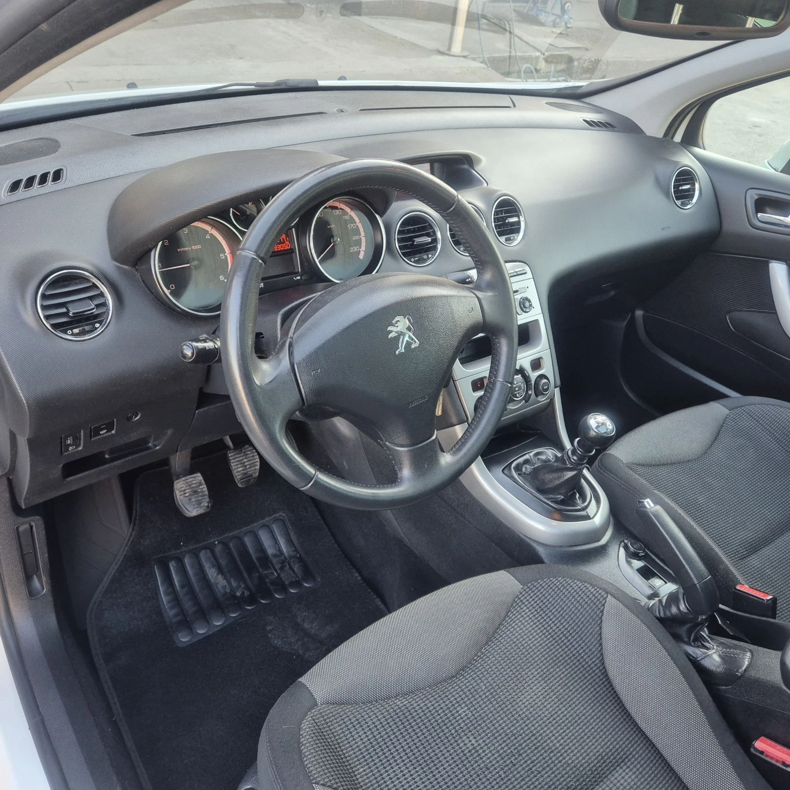 Peugeot 308 SW ПАНОРАМА  | Mobile.bg — изображение 11