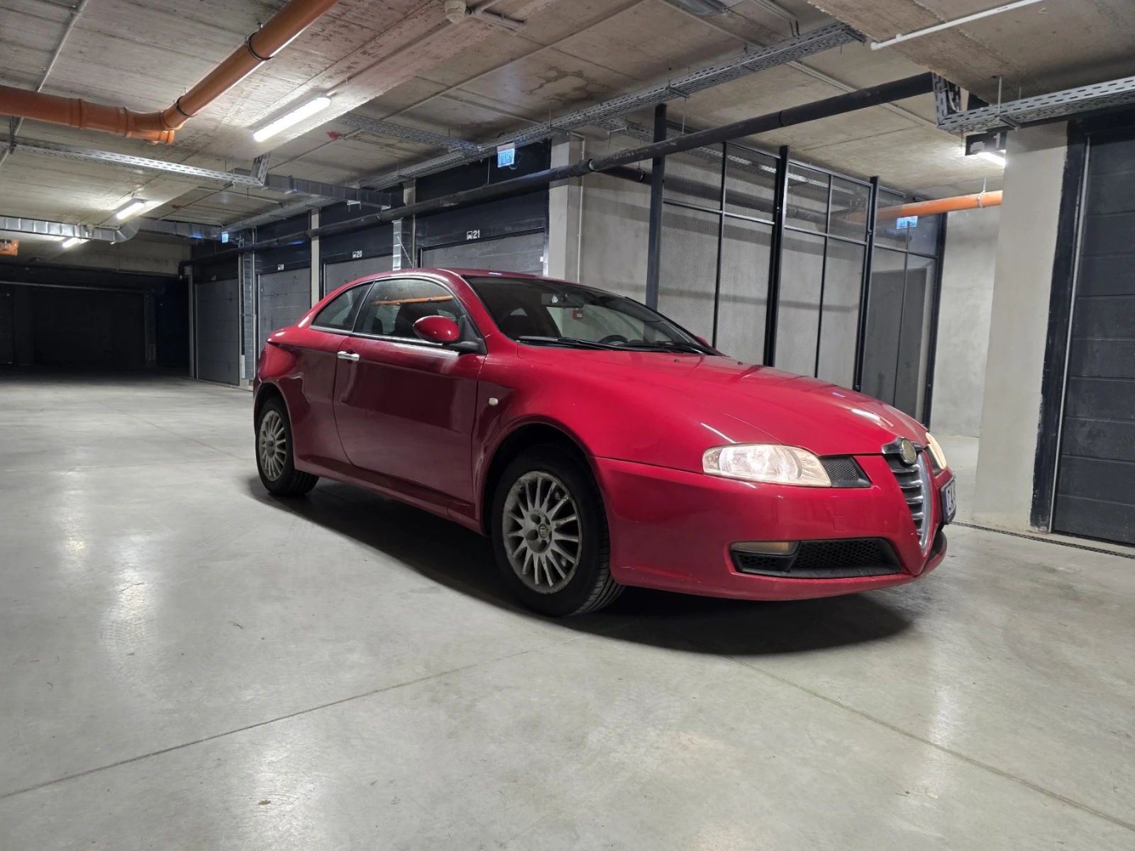 Alfa Romeo Gt 1.9 JTDm - изображение 3