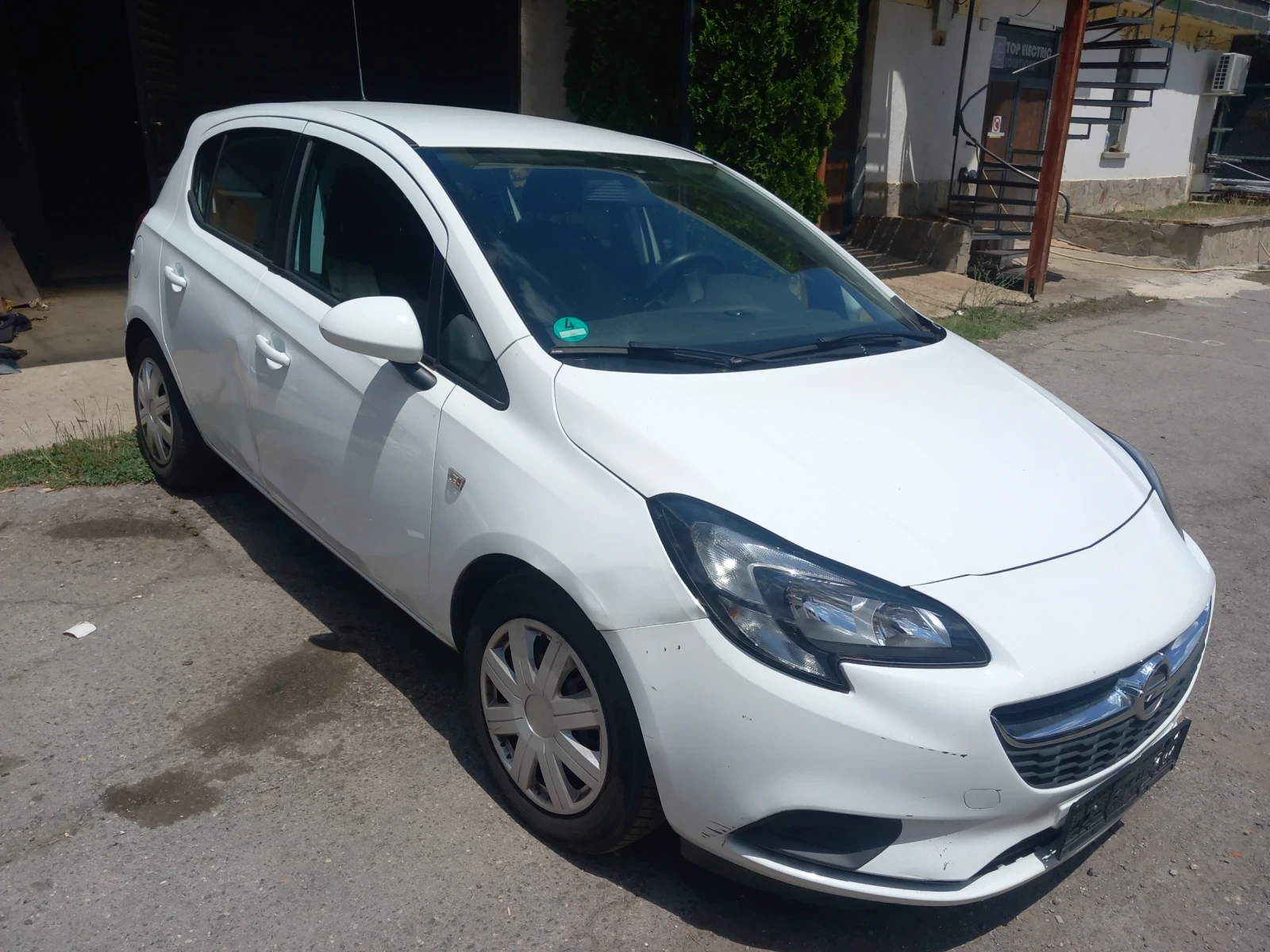 Opel Corsa 1, 2 clima, euro 6 - изображение 4