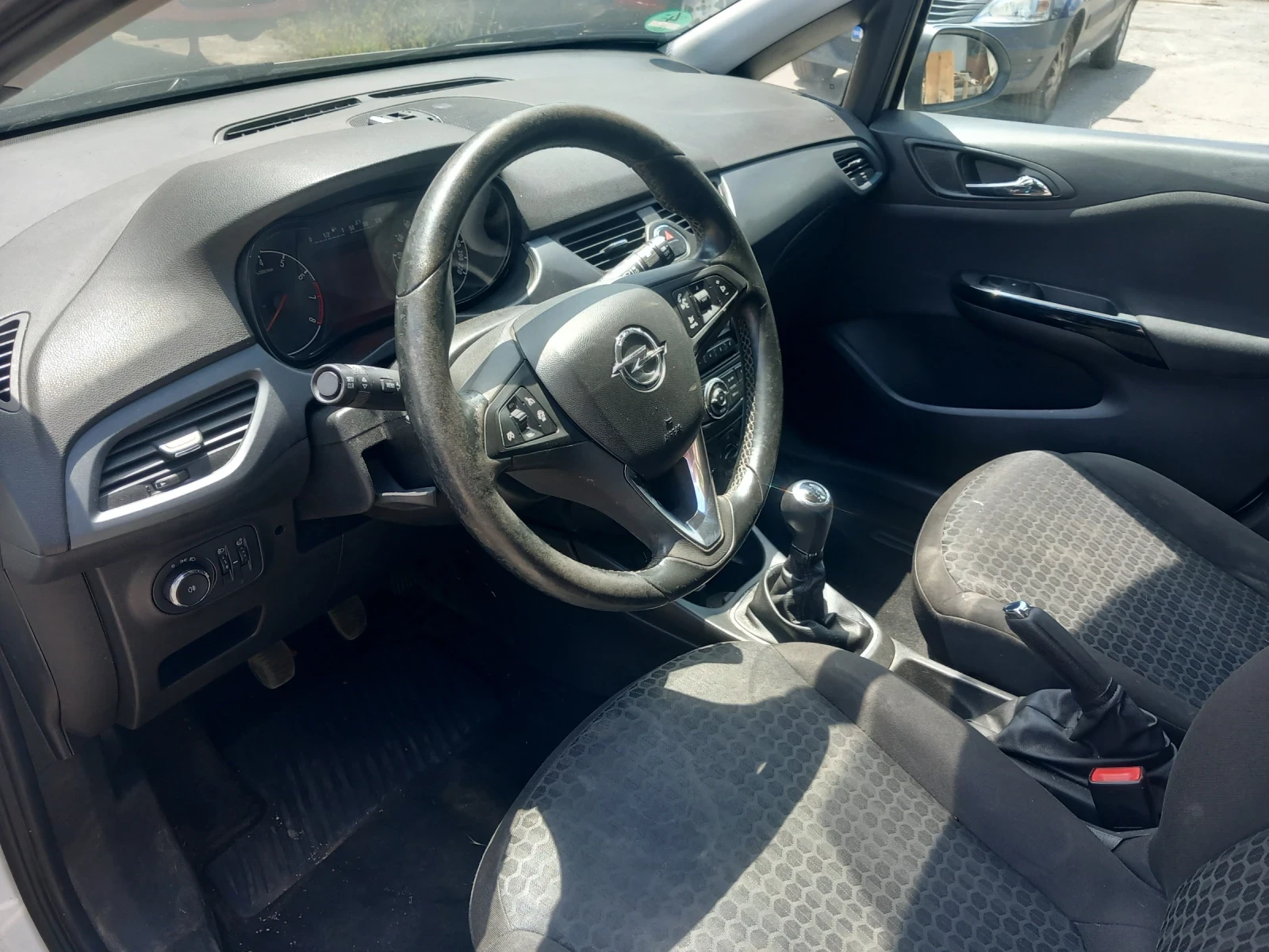 Opel Corsa 1, 2 clima, euro 6 - изображение 5