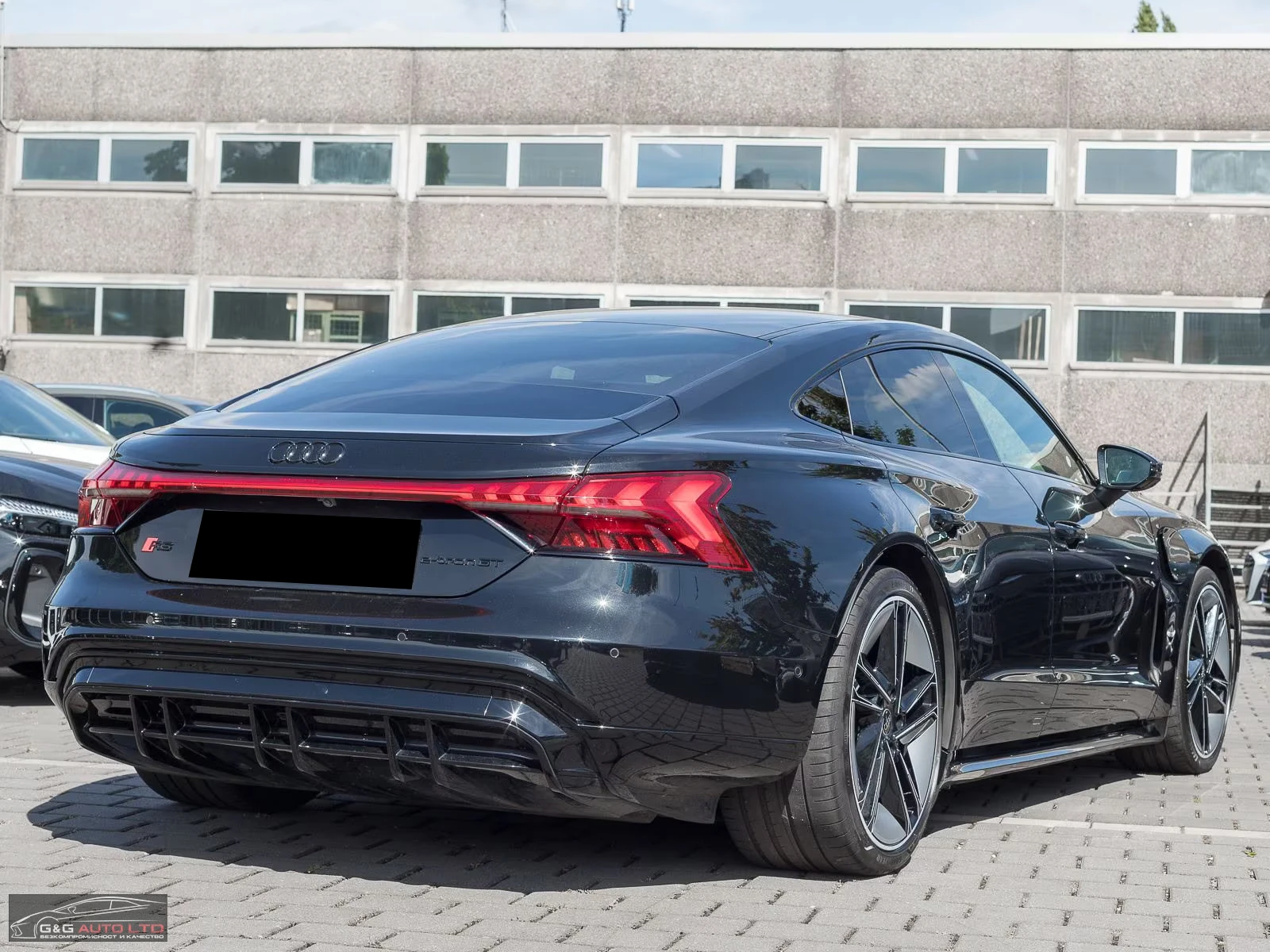 Audi E-Tron GT RS/598HP/HUD/MATRIX/PANO/4X4/360/NAVI/DIGITAL/828v - изображение 2