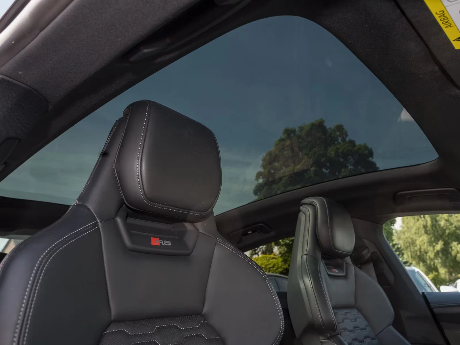 Audi E-Tron GT RS/598HP/HUD/MATRIX/PANO/4X4/360/NAVI/DIGITAL/828v - изображение 8