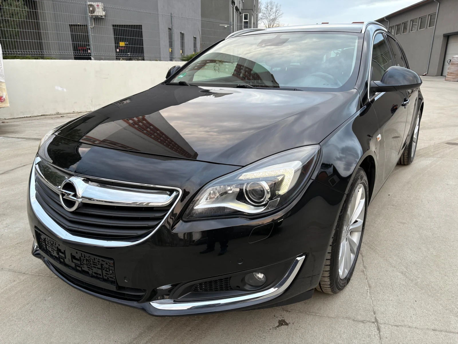 Opel Insignia 2.0 diesel 170kc Euro 6 Automatic | Mobile.bg   1