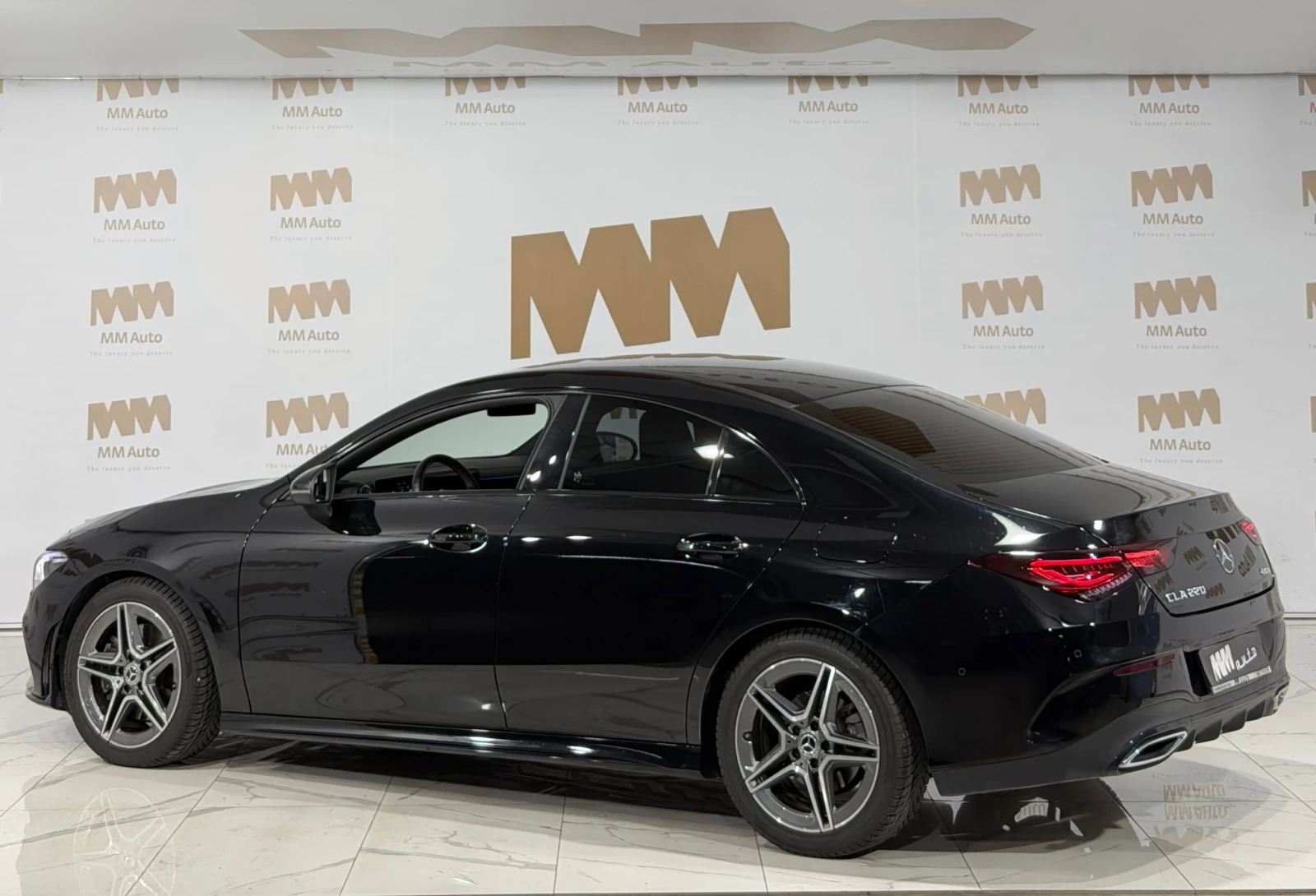 Mercedes-Benz CLA 220 AMG* 4Matic* LED* Подгрев - изображение 3