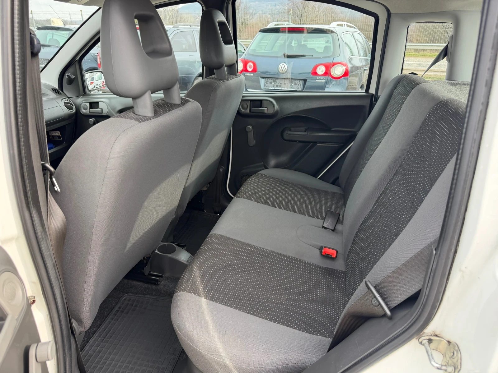 Fiat Panda 1.2i-60PS-4X4-�������� | Mobile.bg � ����������� 11