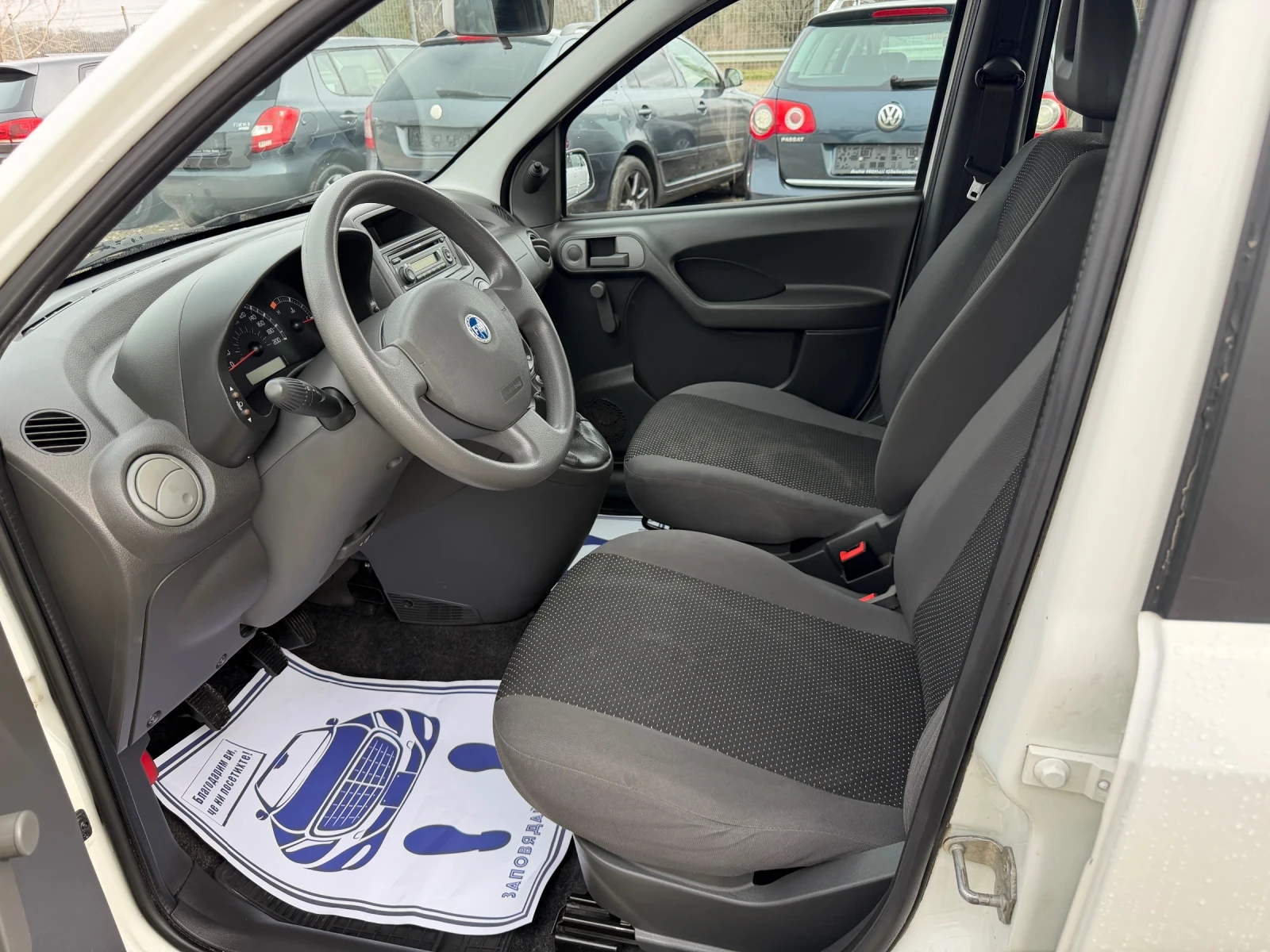 Fiat Panda 1.2i-60PS-4X4-КЛИМАТИК - изображение 9