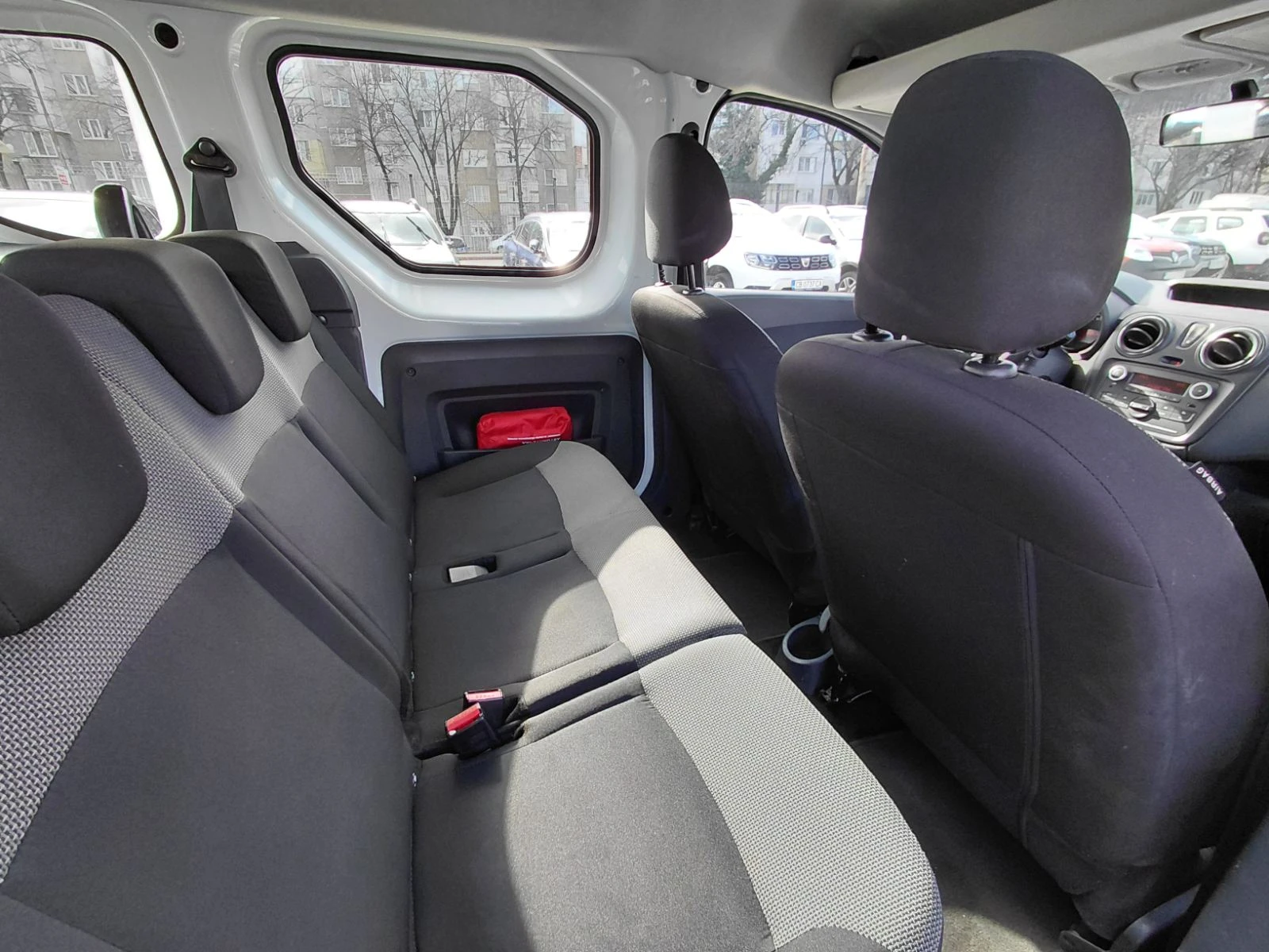 Dacia Dokker 1.5 dCi/95�.�/Ambiance | Mobile.bg � ����������� 13