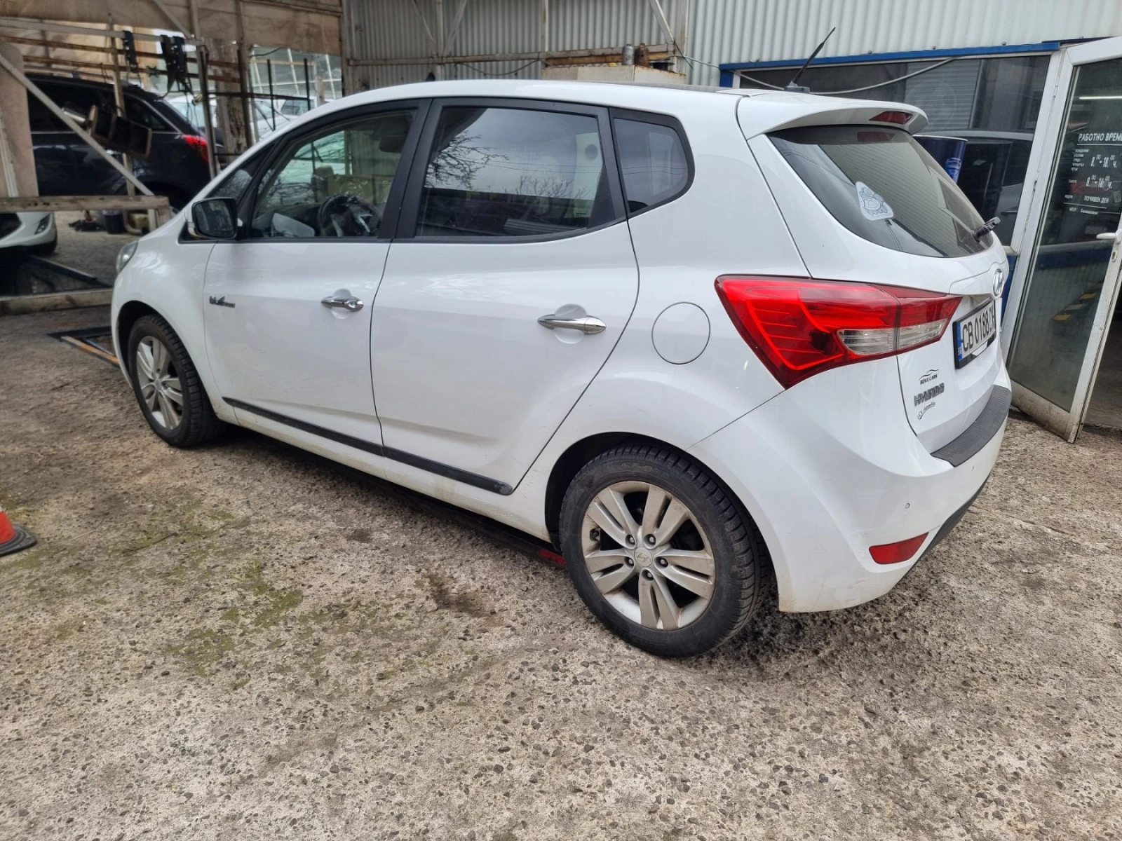 Hyundai Ix20 NAVI KAM.PANORAMA - изображение 5