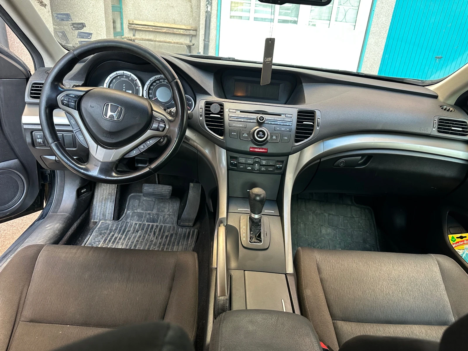 Honda Accord 2.0i/automatic, снимка 9 - Автомобили и джипове - 53771742