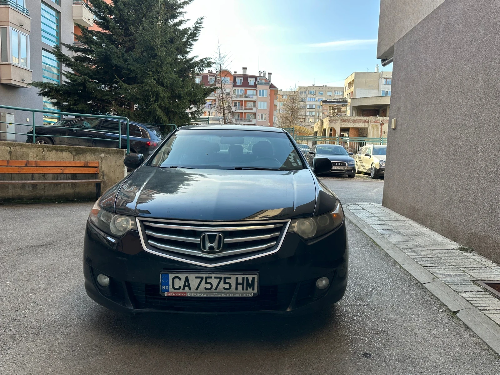 Honda Accord 2.0i/automatic, снимка 2 - Автомобили и джипове - 53771742