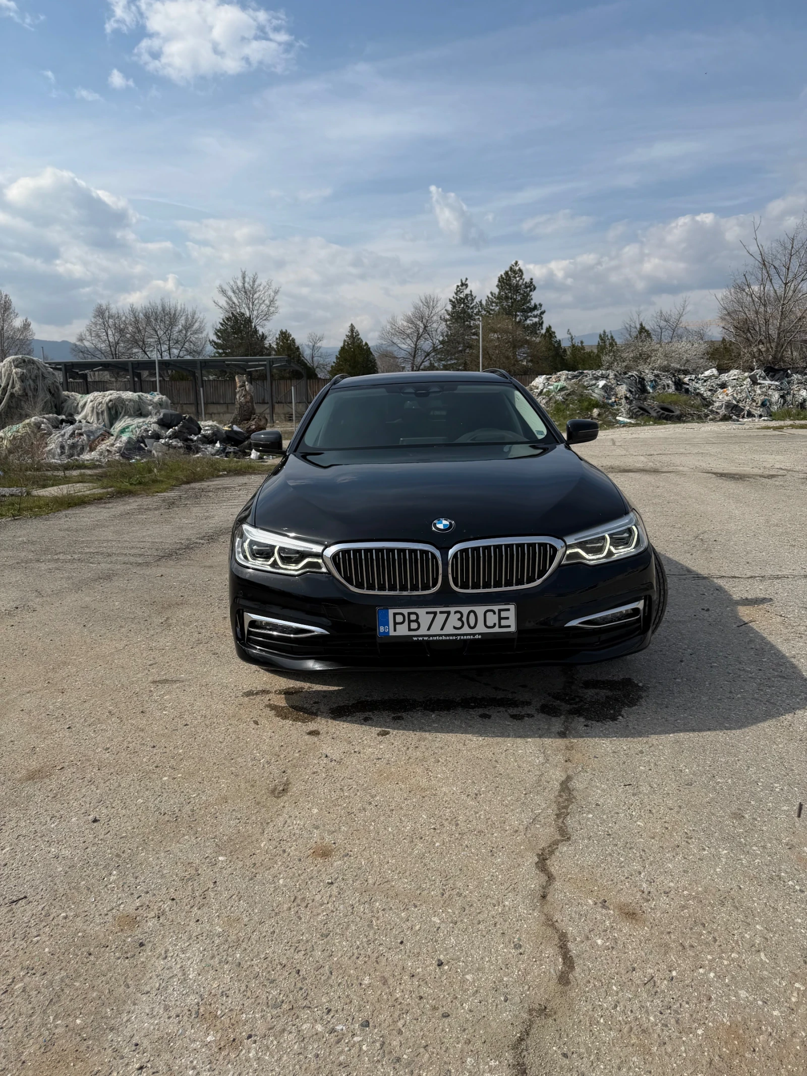 BMW 530 Luxury Line, снимка 2 - Автомобили и джипове - 53982917