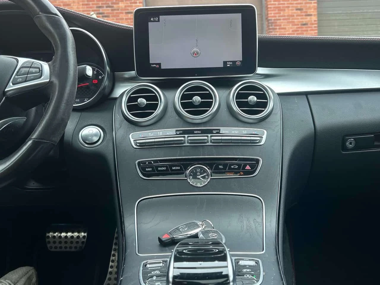 Mercedes-Benz C 43 AMG * 43 * 2 КЛЮЧА* ПАНО* ПОДГРЕВ* KEYLESS* , снимка 9 - Автомобили и джипове - 54062130