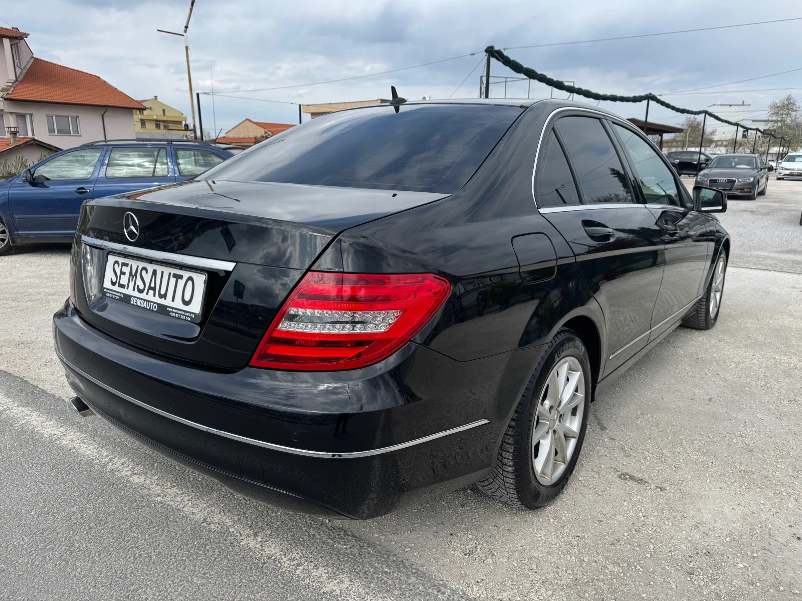 Mercedes-Benz C 220 2.2 CDI Avantgarde BlueEfficiency 7G-Tronic , снимка 4 - Автомобили и джипове - 54147958