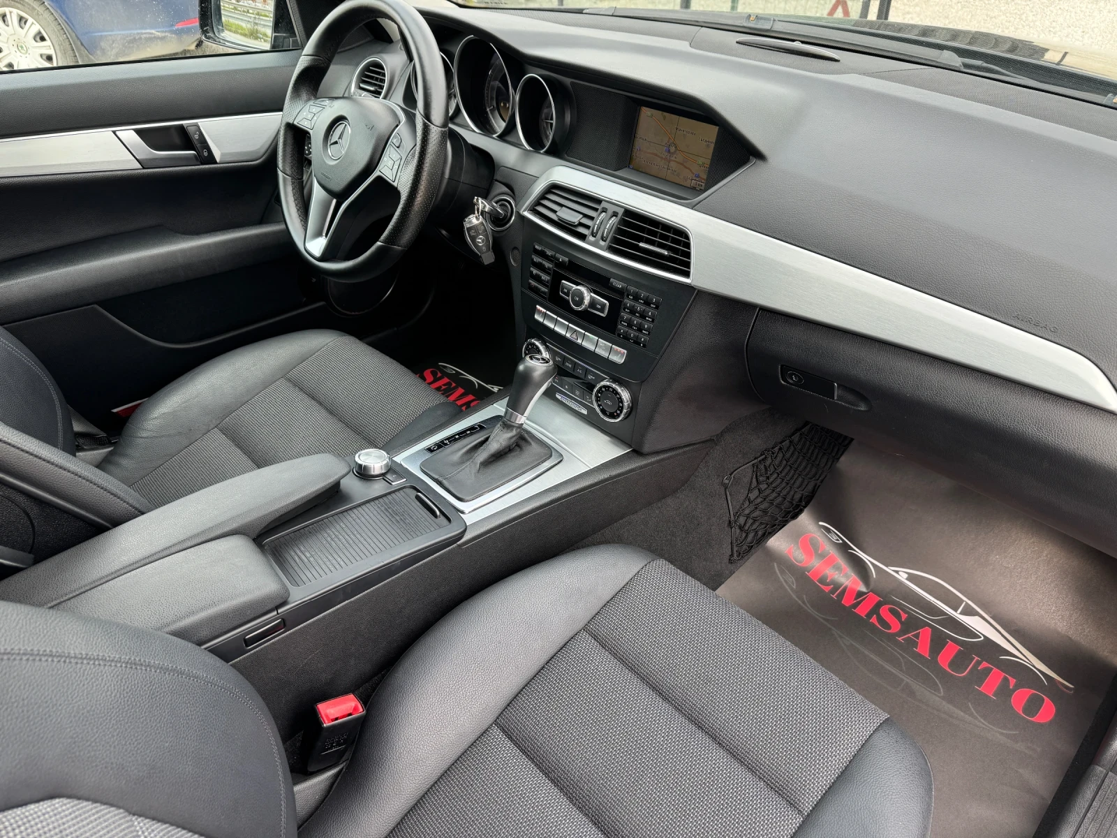 Mercedes-Benz C 220 2.2 CDI Avantgarde BlueEfficiency 7G-Tronic , снимка 13 - Автомобили и джипове - 54147958