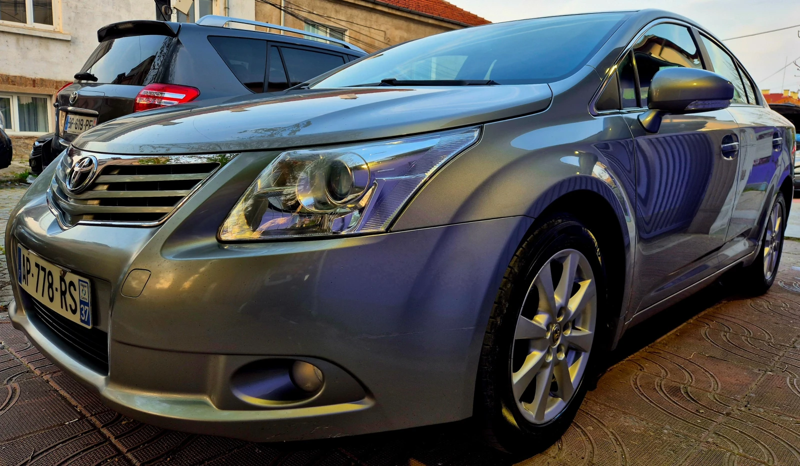 Toyota Avensis 2.0d4d-LINEA SOUL-верига-6скорости-japan