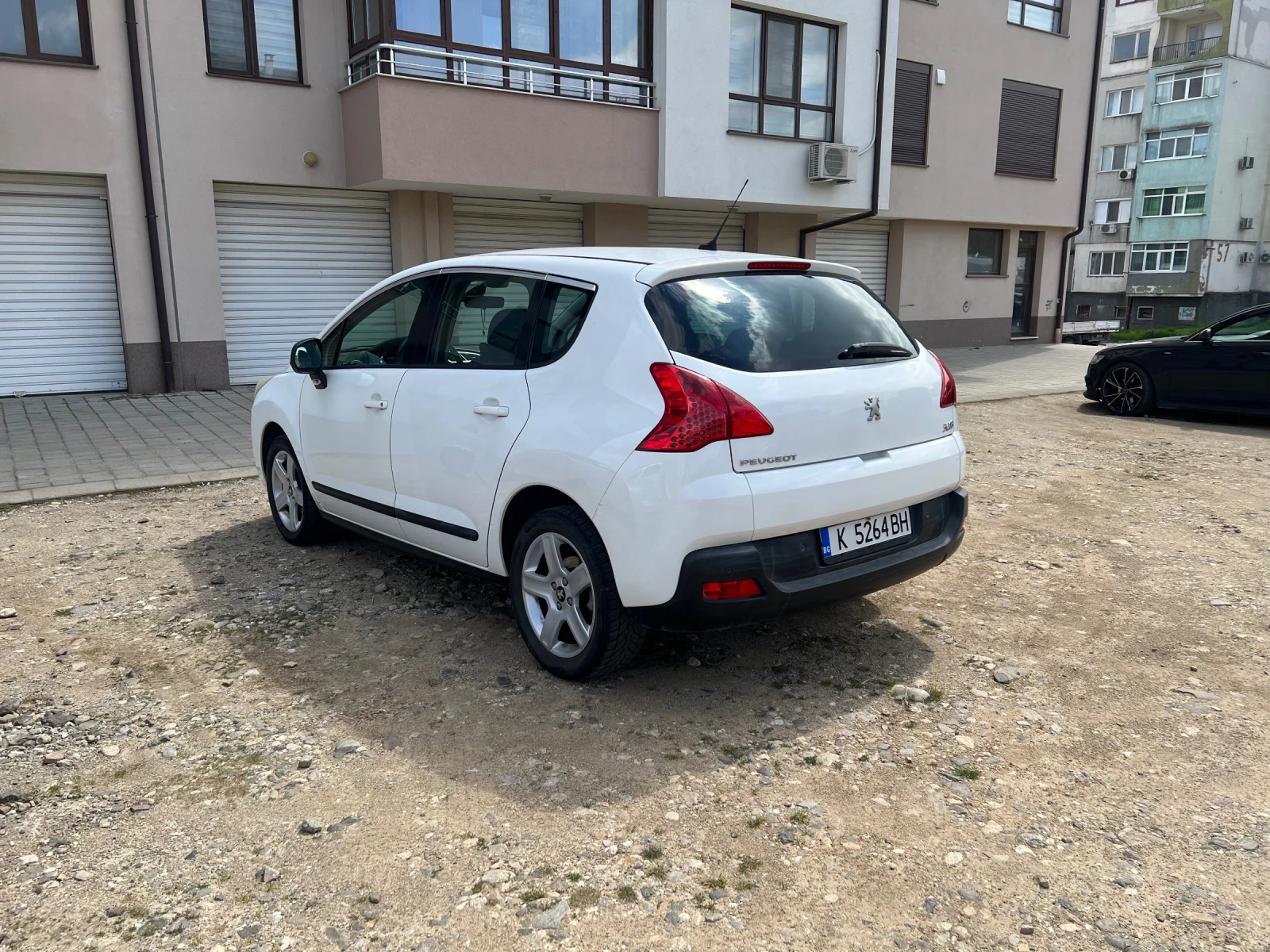 Peugeot 3008, снимка 4 - Автомобили и джипове - 54720515
